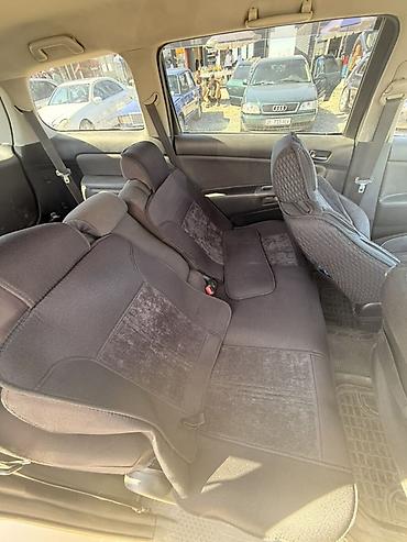 18 r: Toyota WISH: 2003 г., 1.8 л, Автомат, Бензин, Минивэн — 5