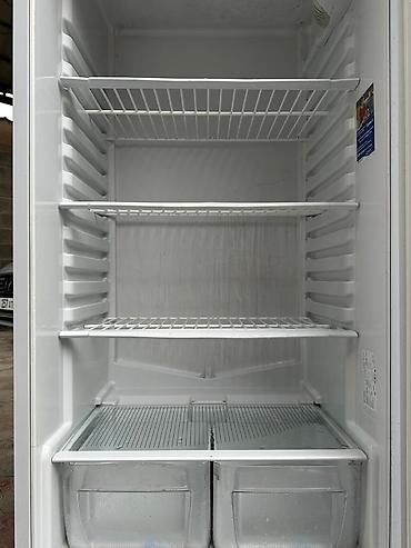 ишу холодилник: Холодильник Indesit, Б/у, Двухкамерный — 3