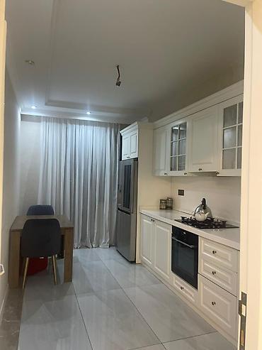 Mənzillər: Günəşli, 3 otaqlı, Yeni tikili, m. Həzi Aslanov, 130 kv. m — 10