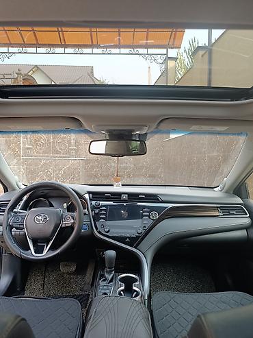 Toyota: Toyota Camry: 2018 г., Гибрид, Седан — 10