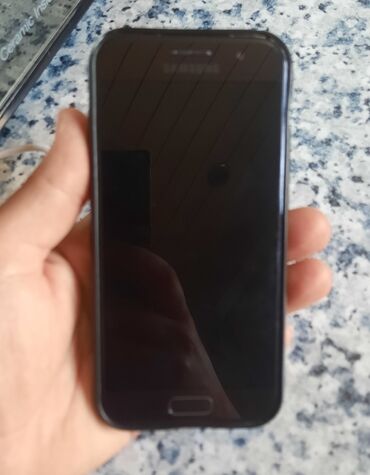 a3 ekran: Samsung Galaxy A3 2017, rəng - Qara, Sensor