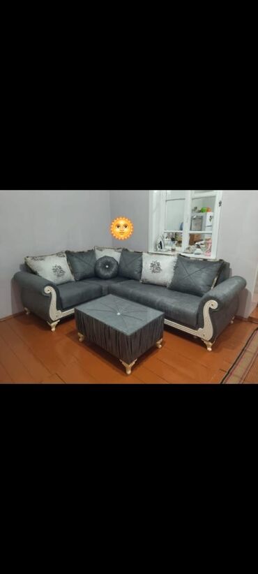 kafe divanlari: Divan, Qonaq otağı üçün