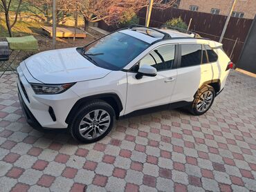 Toyota: Toyota RAV4: 2019 г., 2.5 л, Автомат, Бензин, Кроссовер