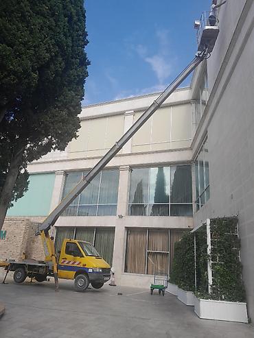 qapi demir qapi seyf qapi: Avtokran səbəti (lift) ilə hündürlükdə iş xidmətləri - Binanın — 1