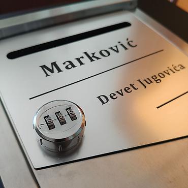 silver love mikser: Prodajem novo sanduče premium kvaliteta. Ovo sanduče je savršena — 8