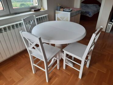 Stolice: Stolice X
Drvo kuvana bukva
Cena: 33 evra po komadu — 2