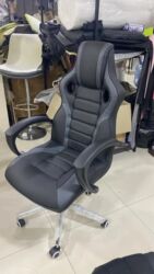 Ofis və oyun kresloları: Yeni, Təkərli, Qolları tənzimlənir, Dəri — 22