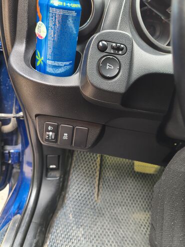 Honda: Honda Jazz: 2011 г., 1.3 л, Автомат, Бензин, Хэтчбэк — 4