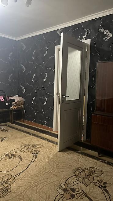 разделитель комнаты: 42 м², Без мебели — 3