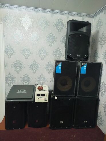Avadanlığın icarəsi: Kalonka🔈, mikrofon🎤, DJ🕴🏼, fotoqraf📷, isiqlar🪩, tustu aparati