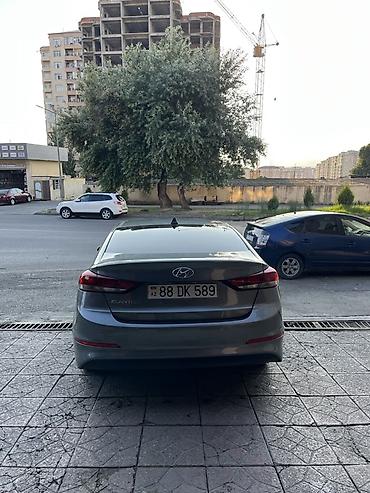 kia servis ehtiyat hisseleri: Hyundai Elantra – sedan, geniş və rahat salon Özəlliklər: - Qara — 8