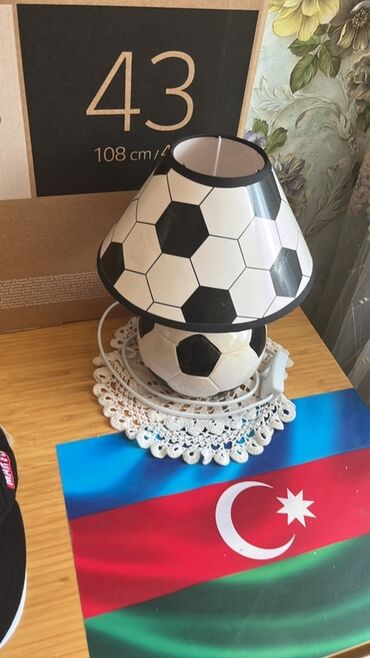 декор дерево: Futbol mövzulu masa lampası - Dizayn: Abajur və gövdə futbol topu