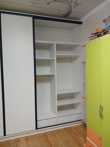 Шкафы для одежды: Шкаф для одежды, Новый, Прямой, ЛДСП — 4