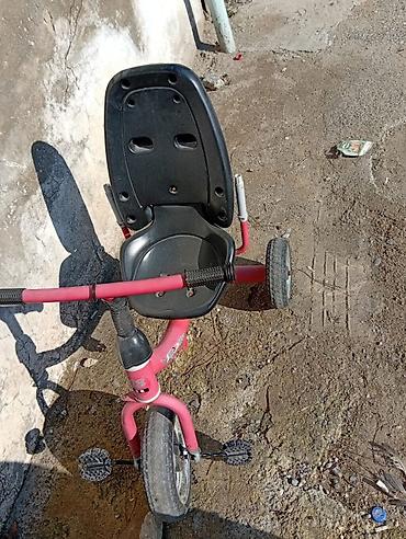 Uşaq üçtəkərli velosipedi
Vəziyyəti: işlənmiş