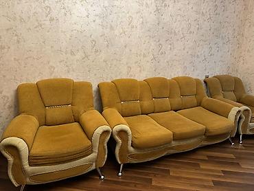 Divan kreslo desti. Yaxsi veziyyetde. qiymet 200 azn. unvan Ayna lalafo.az -da Divan kreslo desti. Yaxsi veziyyetde. qiymet 200 azn. unvan Ayna