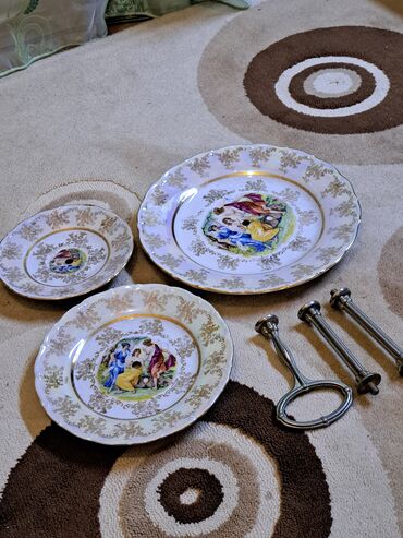 maket tort: Tort və şiriniyyat qabı, rəng - Ağ, Farfor, SSRİ