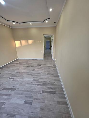 Продажа коттеджей и домов: 🚨 **СРОЧНО! Продаётся дом** 🔥 📍 Бишкек, район Шоро 🏠 Уютный дом для — 6