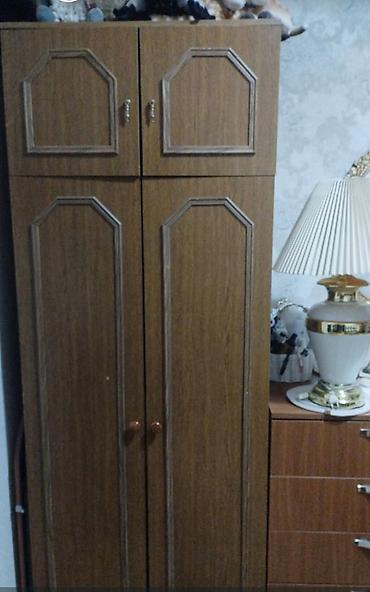 İki bölməli paltar dolabı - Dizayn: dörd qapılı konstruksiya;