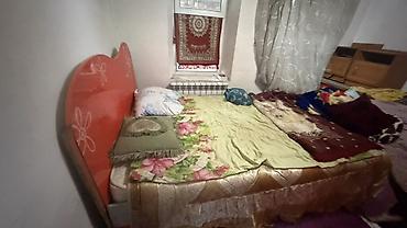 крлвать: Диван шкаф и тумбочка — 2