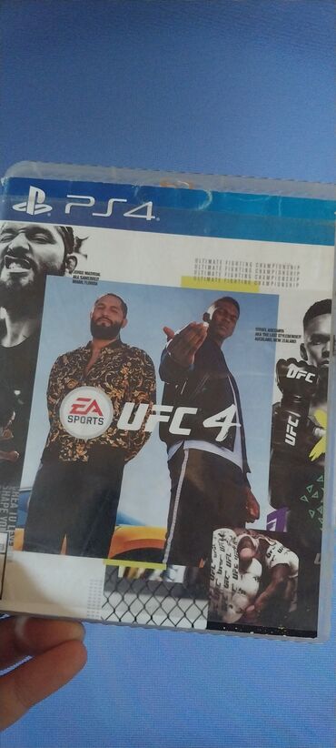 заказать плейстейшен 4: Ps4 üçün ufc 4 diski.cızığı yoxdu.işlənmişdi.2 kişi oynamaq