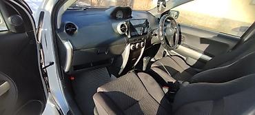 Toyota: Toyota ist: 2003 г., 1.5 л, Автомат, Бензин, Хэтчбэк — 11