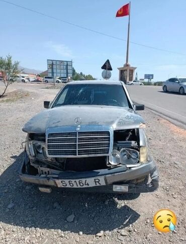 автомобили ауди а6: Mercedes-Benz W124: 1988 г., 2.6 л, Механика, Бензин, Седан