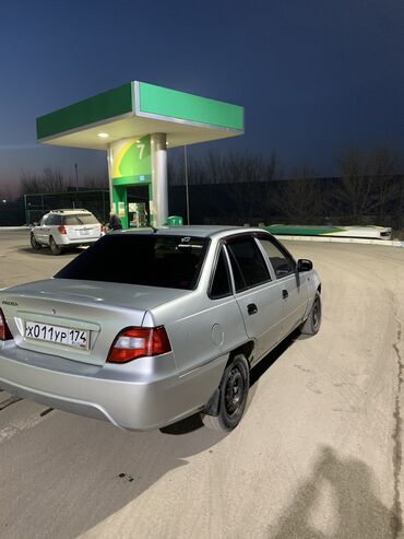 Daewoo: Daewoo Nexia: 2011 г., 1.6 л, Механика, Бензин, Седан