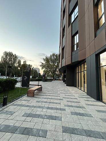 Сдаю Офисный кабинет: Сдаю Банковское отделение, Колл-центр, Нотариус, 32 м², В торговом центре, С ремонтом, Первая линия, С системой безопасности, С юридическим адресом at lalafo.kg Сдаю Офисный кабинет: Сдаю Банковское отделение, Колл-центр, Нотариус, 32 м², В торговом центре, С ремонтом, Первая линия, С системой безопасности, С юридическим адресом