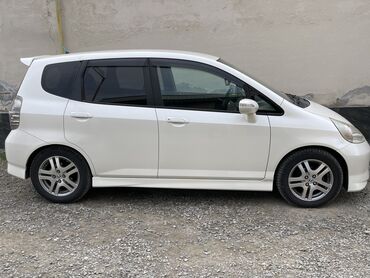 Honda: Honda Fit: 2006 г., 1.5 л, Автомат, Бензин, Хетчбек