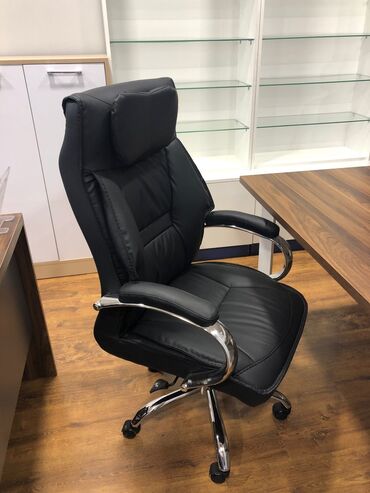 Ofis və oyun kresloları: Yeni, Təkərli, Qolları tənzimlənmir, Dəri — 9