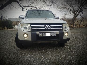 pajero 2003: Mitsubishi Pajero: 3 l | 2007 il 186000 km Ofrouder/SUV