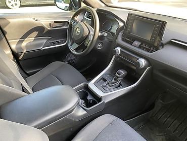 mazda demi: Toyota RAV4: 2019 г., 2.5 л, Автомат, Бензин, Кроссовер — 3