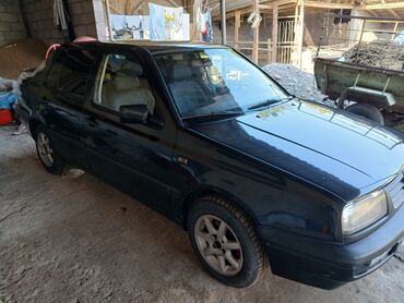 кемпинг дом на колесах: Volkswagen Vento: 1995 г., 1.8 л, Бензин, Седан