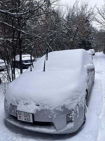 tayota progres: Toyota Prius: 2011 г., 1.8 л, Вариатор, Гибрид, Хэтчбэк — 3
