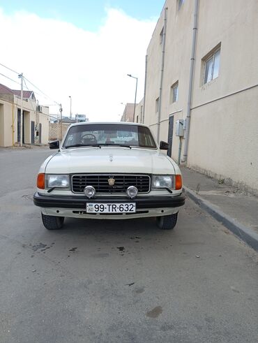 QAZ: QAZ 31029 Volga: 2.4 l | 1993 il 210000 km Sedan