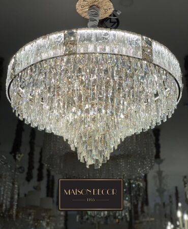 Süni güllər: Çılçıraq, 10 və daha çox lampa, Metal