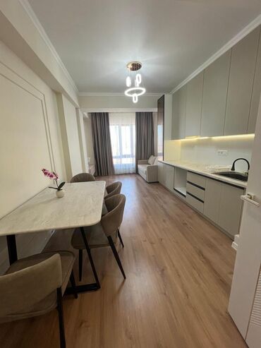 эмарк жибек жолу: 2 комнаты, 73 м², Элитка, 11 этаж, Дизайнерский ремонт