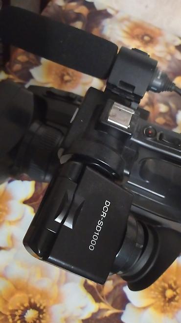 Videokameralar: Sony DCR-SD1000 video kamera - Peşəkar tipli çiyin kamerası - Üstündə -da lalafo.az — 4 Videokameralar: Sony DCR-SD1000 video kamera - Peşəkar tipli çiyin kamerası - Üstündə — 4