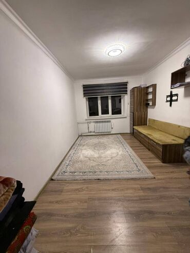 квартира район политеха: 1 бөлмө, 19 кв. м, Жатакана жана мейманкана түрүндө, 5 кабат, Косметикалык ремонт