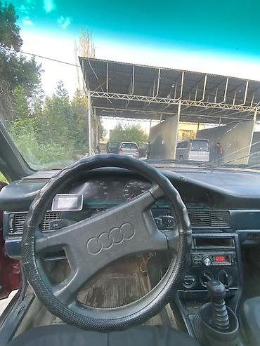 аудио техника: Audi 100: 1986 г., Седан — 6