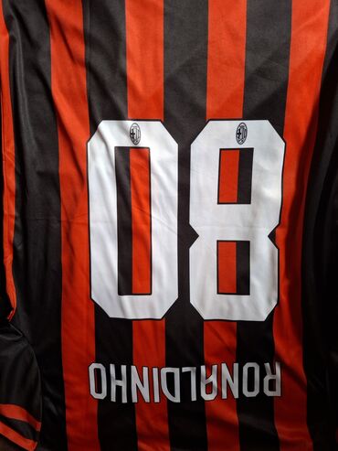 İdman formaları: Satılır Hamısı S razmerdi. 180+ 70+ Çəkiyə uyğun gəlir Kolleksiya — 14