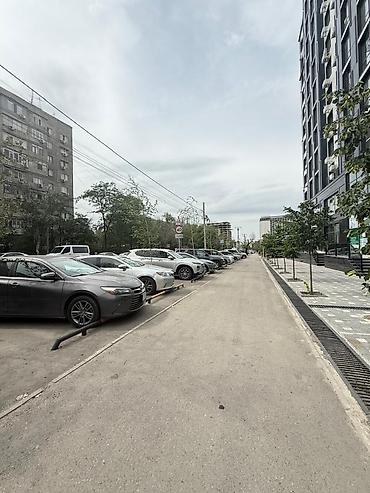 1: Продажа магазинов В жилом доме, 340 м², 1 этаж — 3
