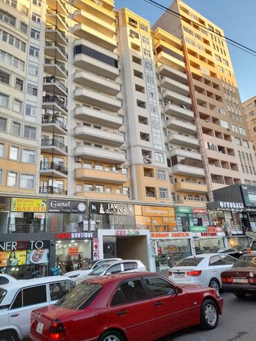 Продажа квартир: Баку, 3 комнаты, Вторичка, 98 м²