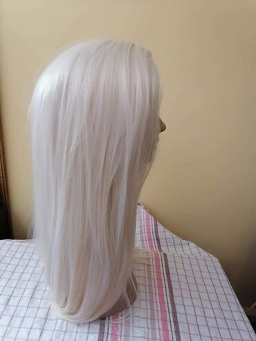 Perike i klipse: Poluorirodne perike
3500 na lalafo.rs — 6 Perike i klipse: Poluorirodne perike
3500 — 6