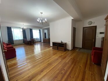 Продажа квартир: 4 комнаты, 160 м², Элитка, 2 этаж