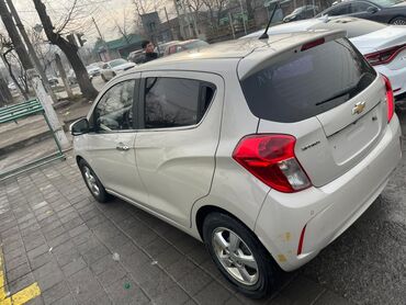 Chevrolet: Chevrolet Spark: 2017 г., 1 л, Автомат, Бензин, Хэтчбэк — 14