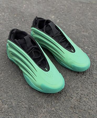 Adidas V9 krosovkasi. 41 olcu. Almaniyadan getirmishem Temiz Adidas lalafo.az -da Adidas V9 krosovkasi. 41 olcu. Almaniyadan getirmishem Temiz Adidas