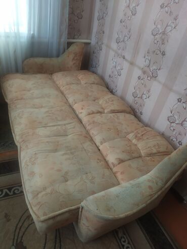 диван 3 в 1: Диван-кровать, цвет - Бежевый, Б/у