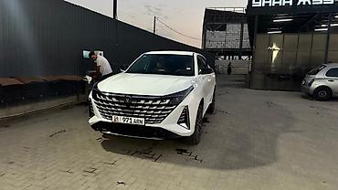 byd e1: Changan Uni-Z: 2025 г., 1.5 л, Робот, Бензин, Кроссовер — 5
