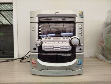 купить домашний музыкальный центр: Продаю LG муз центр без колонок как усилитель